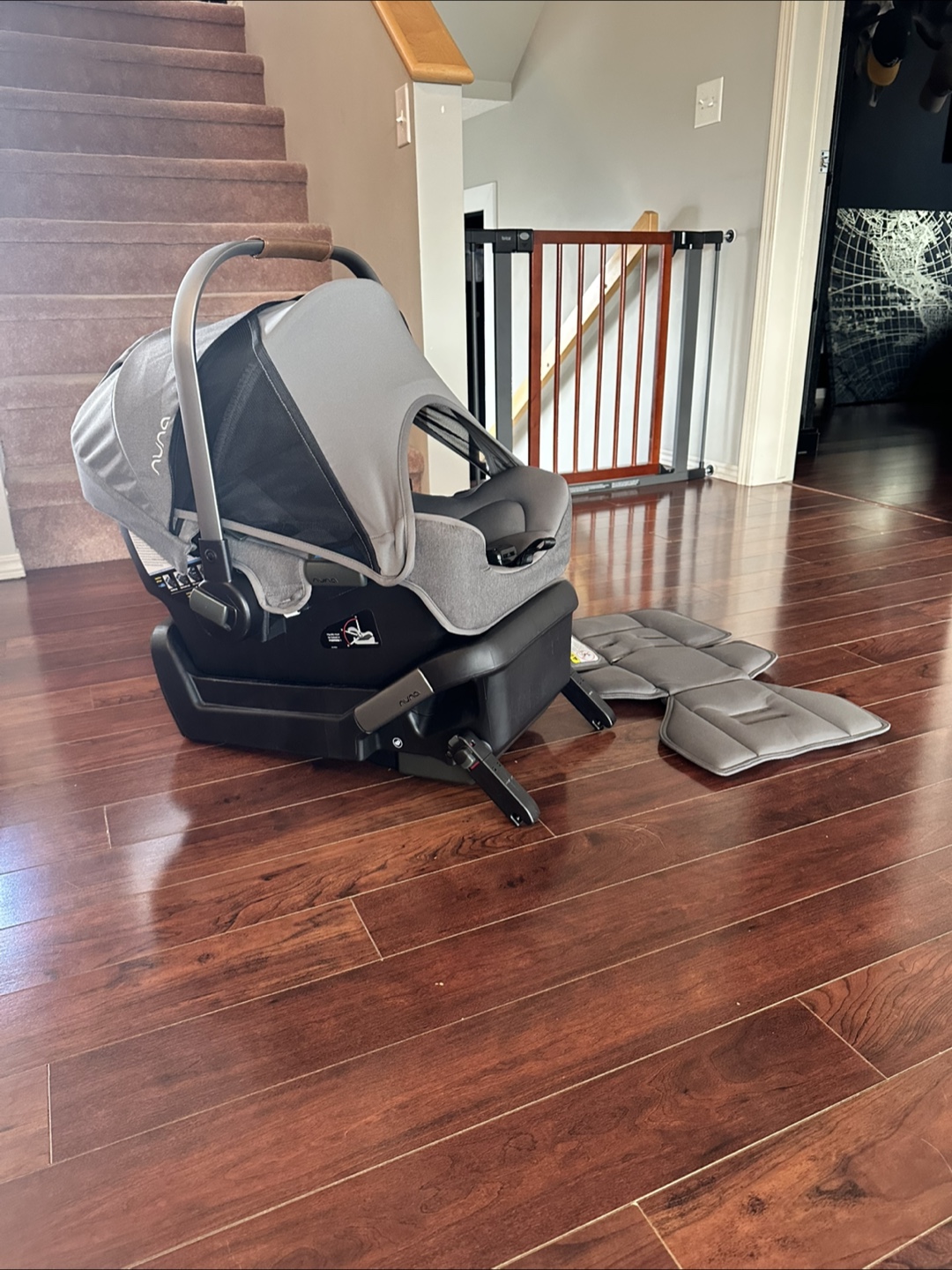 Nuna Pipa Infant Car Seat with Base - photo 3