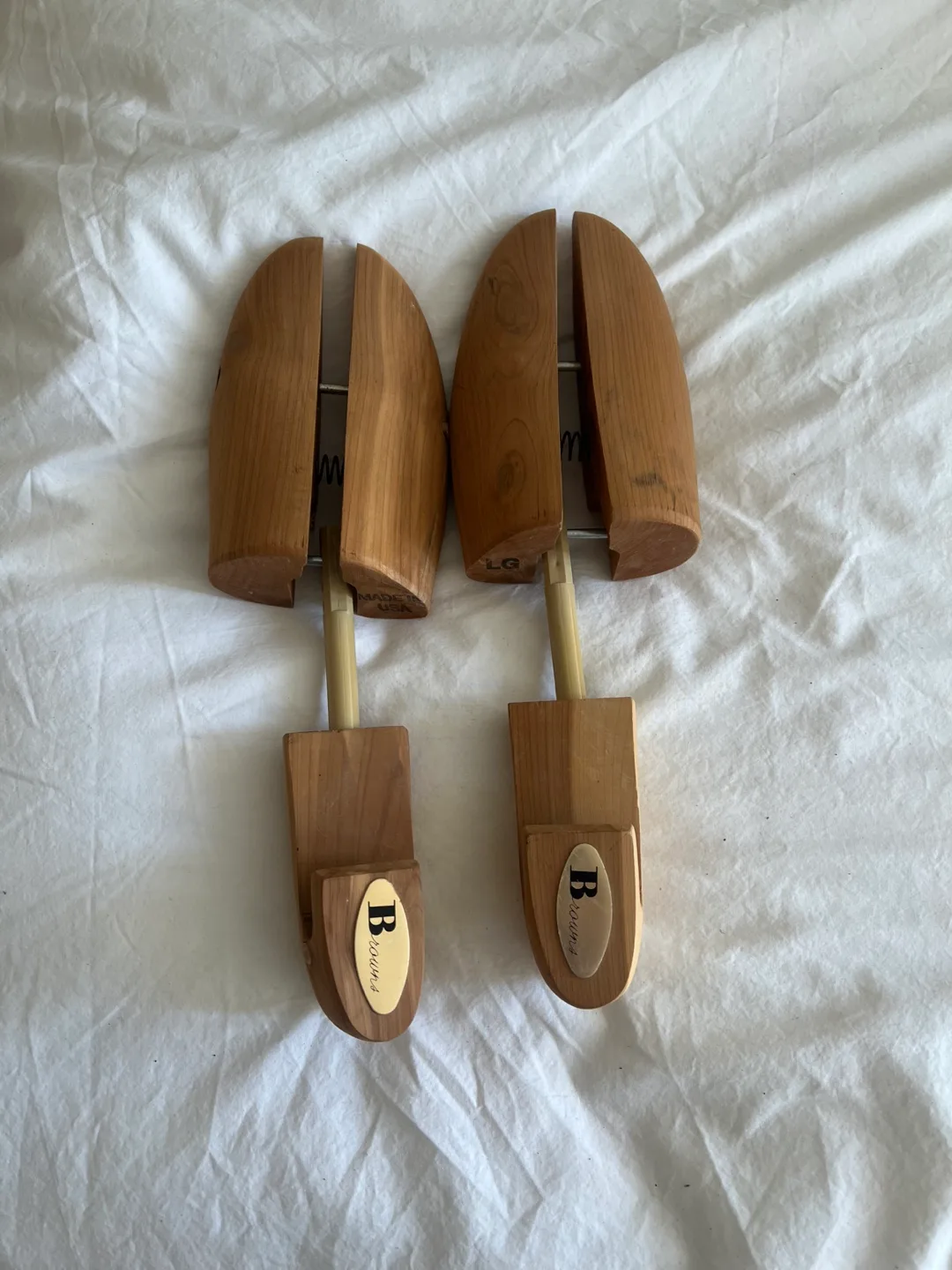 Browns Wooden Shoe Trees - Size LG thumbnail