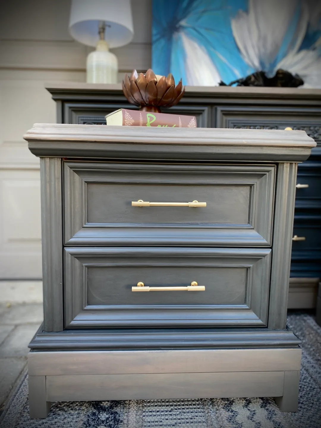 Refinished Solid Wood Peppler Dresser + Matching End Tables – image indicator(5)