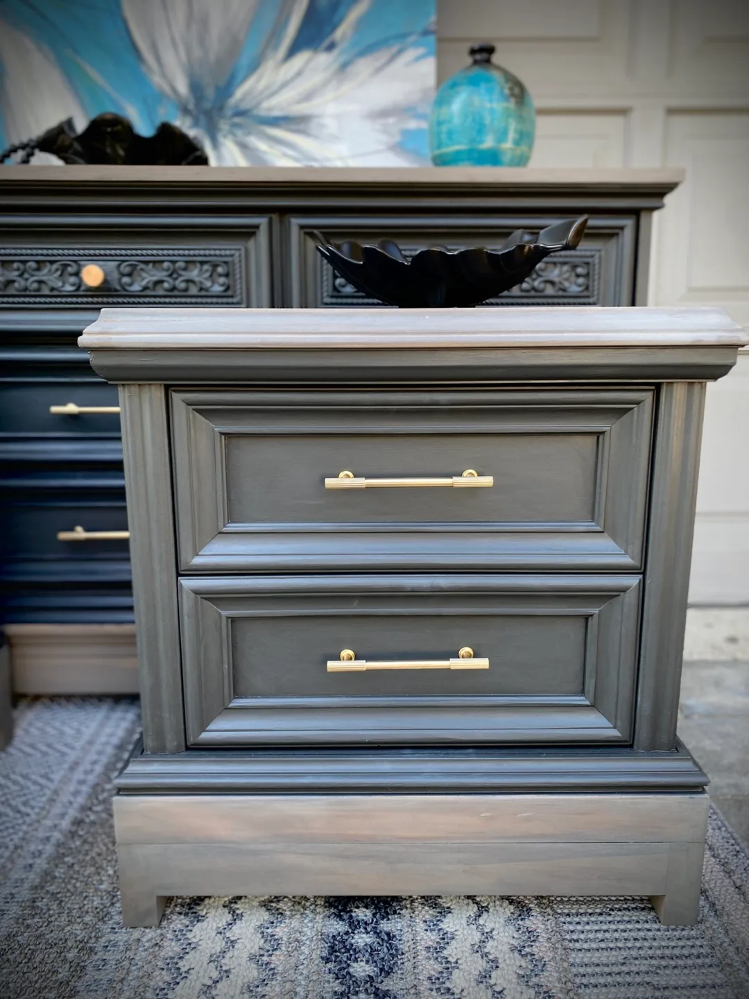 Refinished Solid Wood Peppler Dresser + Matching End Tables – image indicator(6)