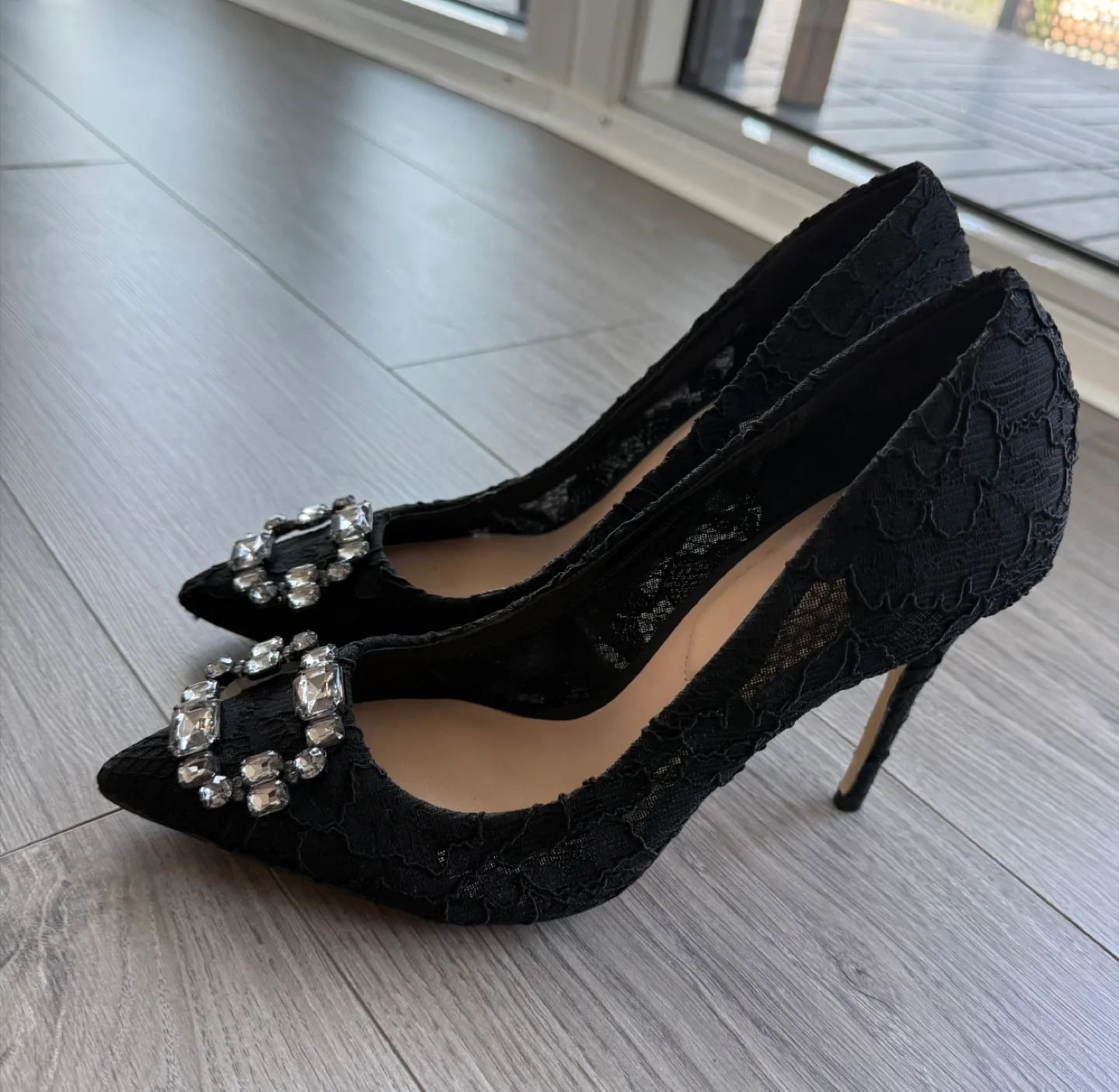 Brand New ALDO Black Lace Heels image indicator(5)
