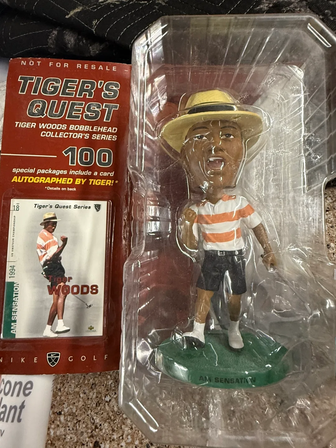 Tiger Woods Bobblehead Collector's Series thumbnail