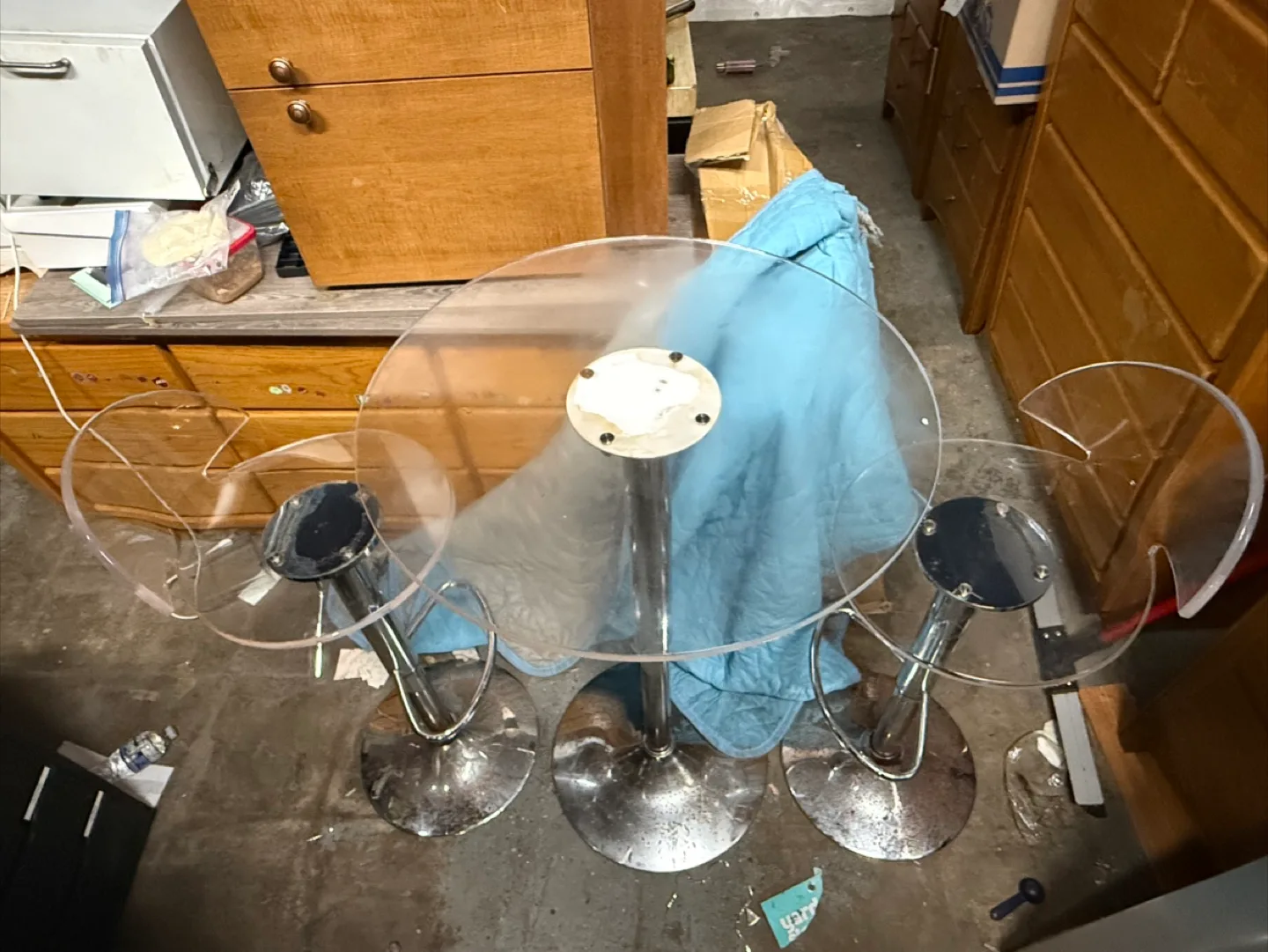 Modern Acrylic Dining Table thumbnail