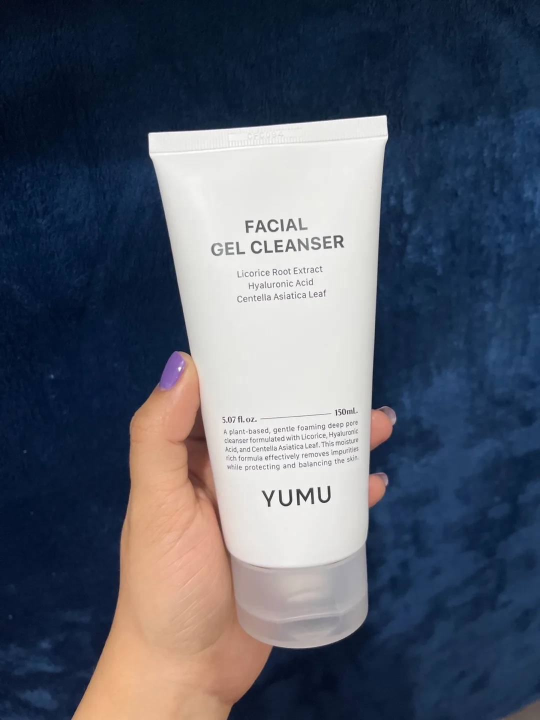 FREE DEEP CLEANSING OIL WHEN YOU BUY Yumu Facial Gel Cleanser thumbnail