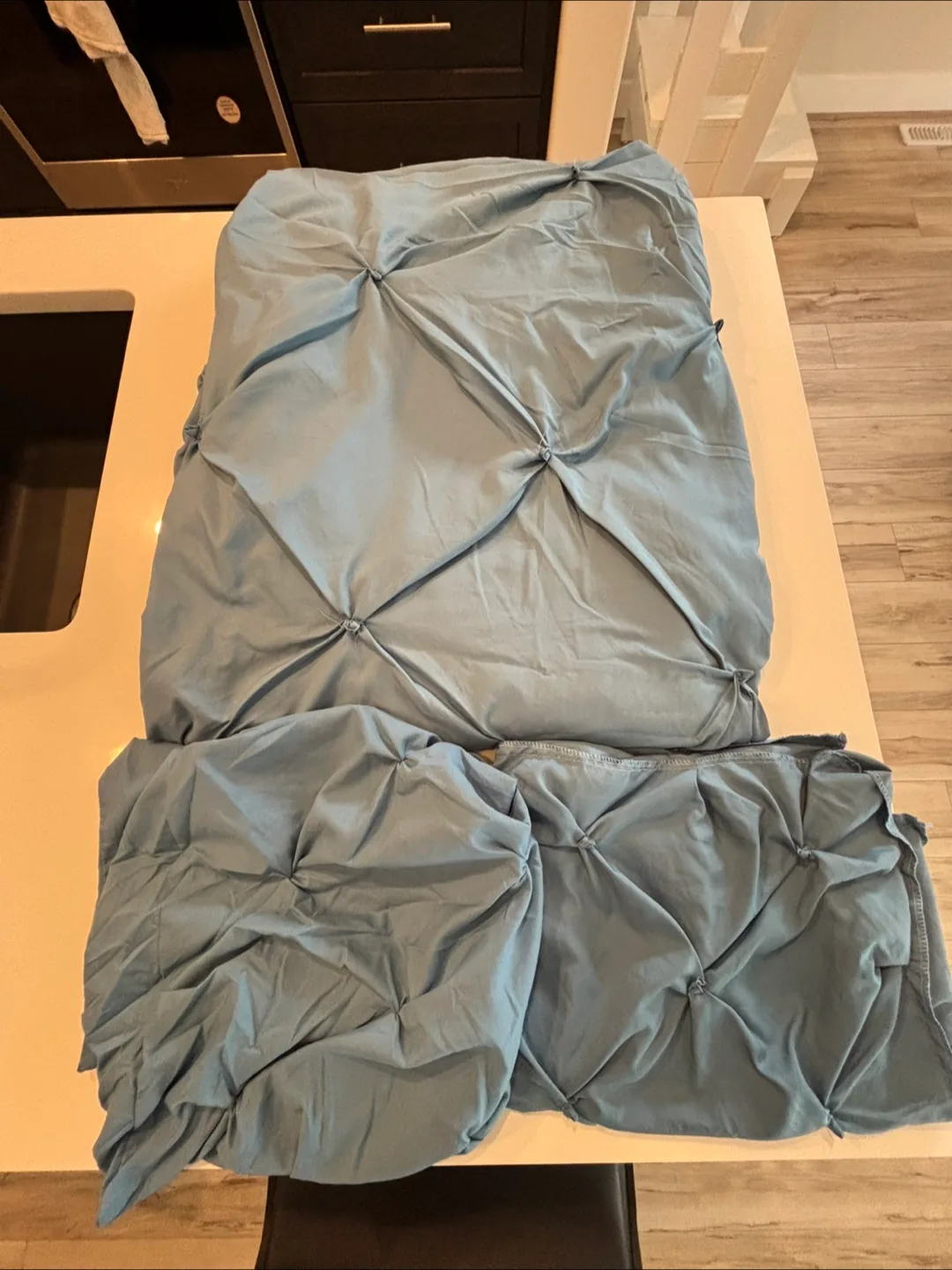 Queen Size Duvet Cover w/ Matching Pillow Sheets For Sale thumbnail