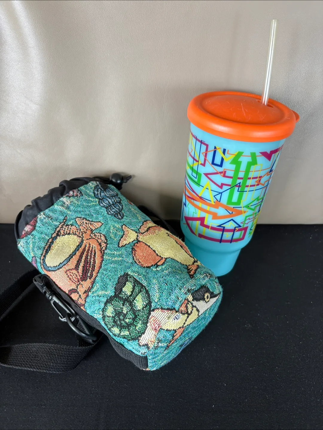 Tupperware Water Bottle & Handmade Insulated Tapestry Holder thumbnail