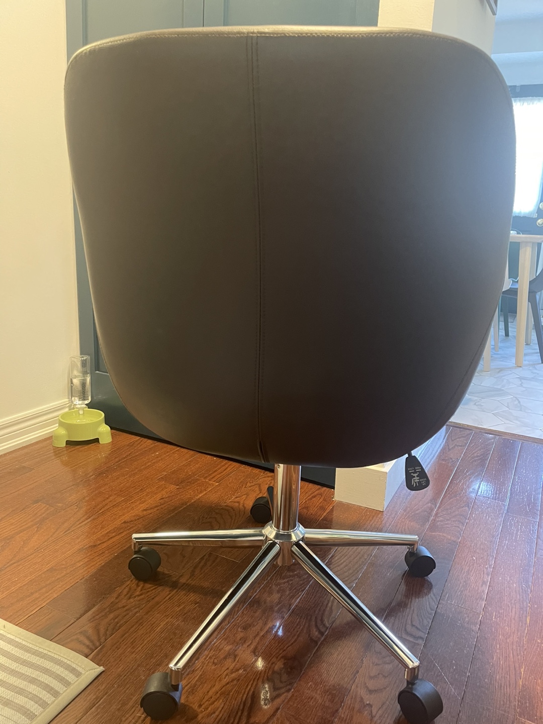 Brown Office Chair - adjustable - photo 3