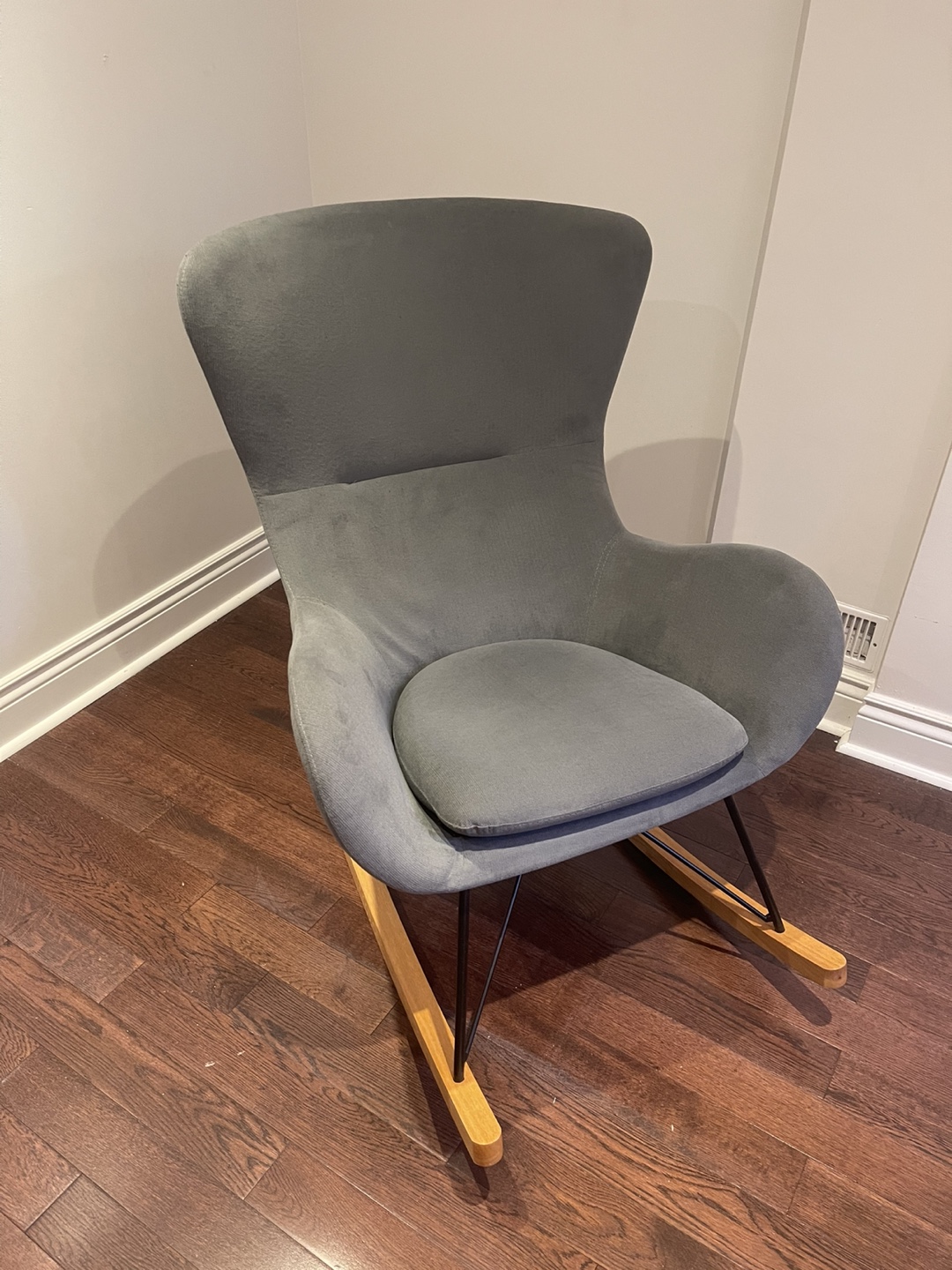Grey Rocking Chair - photo 2