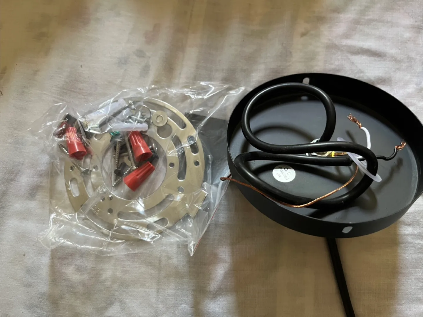 Black Industrial Pendant Light image indicator(4)