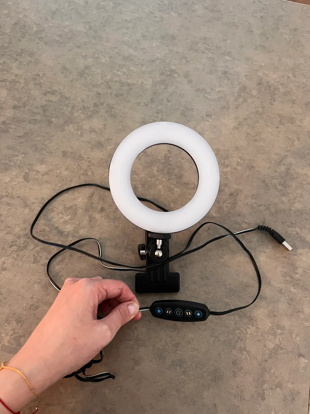 LED Ring Light with Clip thumbnail