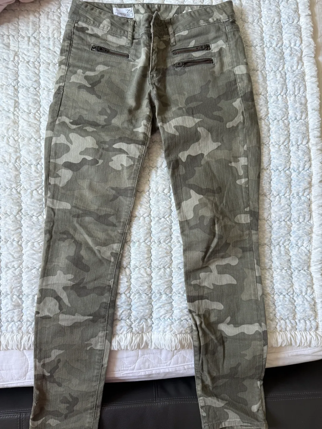 GAP NEW Army pants Skinny 25r thumbnail