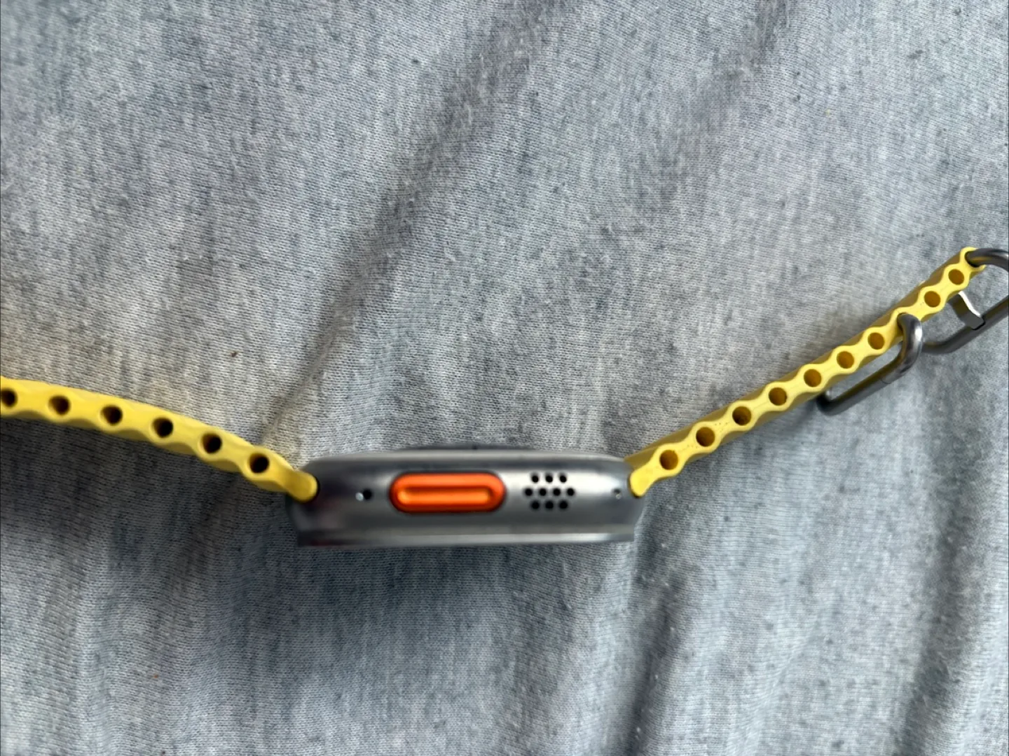 Apple Watch Ultra 1, 49mm image indicator(4)