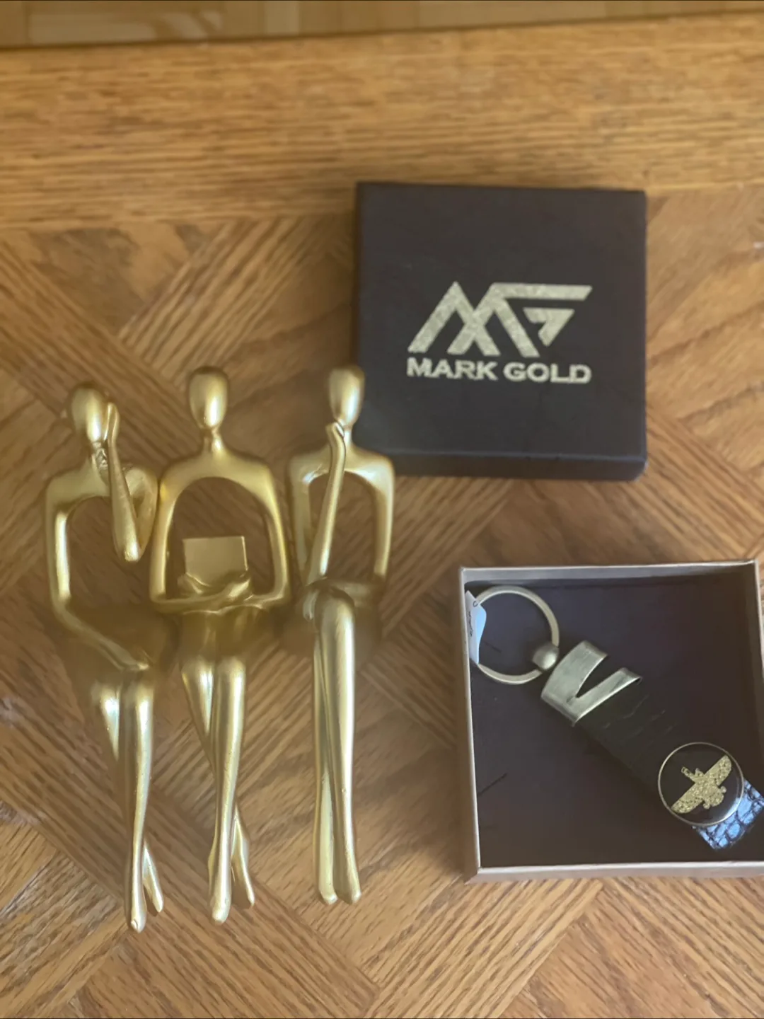 Mark Gold Keychain with Box image indicator(2)
