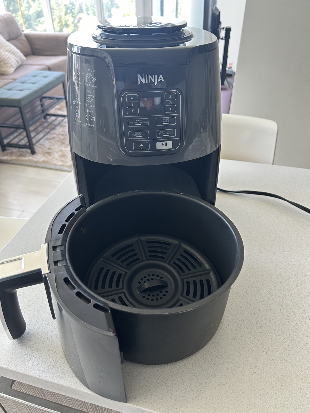 Ninja Air Fryer - Like New! - photo 5