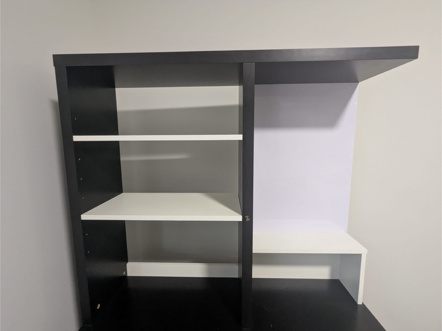 Black & White Desk with Hutch - photo 2