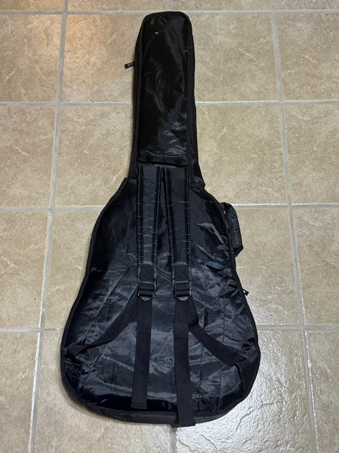 Ritter Black Guitar Case image indicator(2)