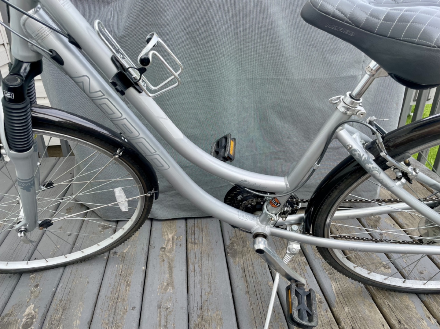 Norco Malahat W – 16” Medium Frame – Hybrid Comfort Bike - photo 5