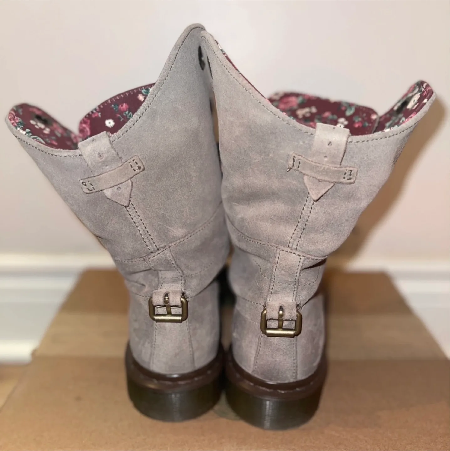 Dr. Martens 1914 Triumph Aimilita Aimee Taupe Suede Boots size 7 image indicator(6)