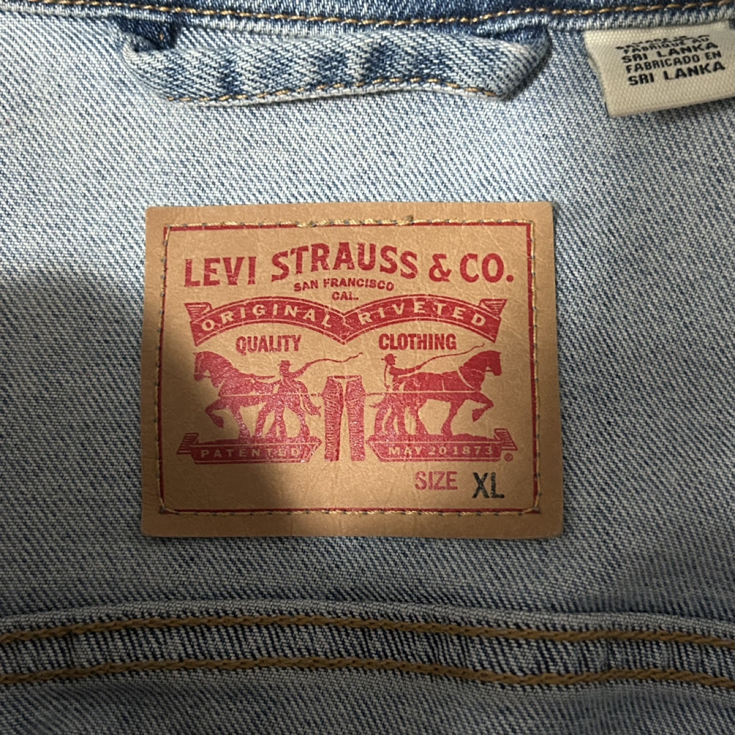 Levi Strauss & Co. Denim Jacket - Size XL - photo 3