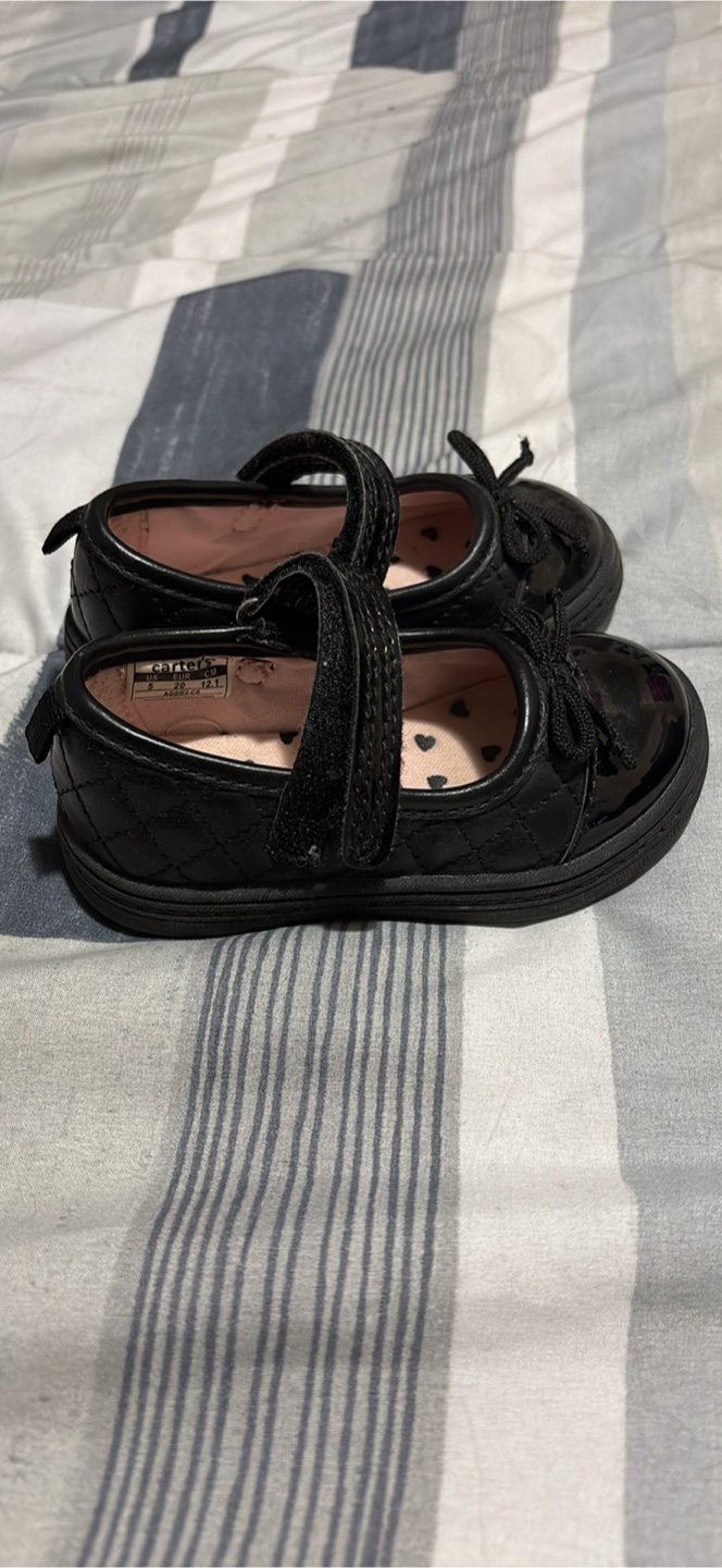 Carter's Black Patent Mary Janes - Size 5 - photo 2