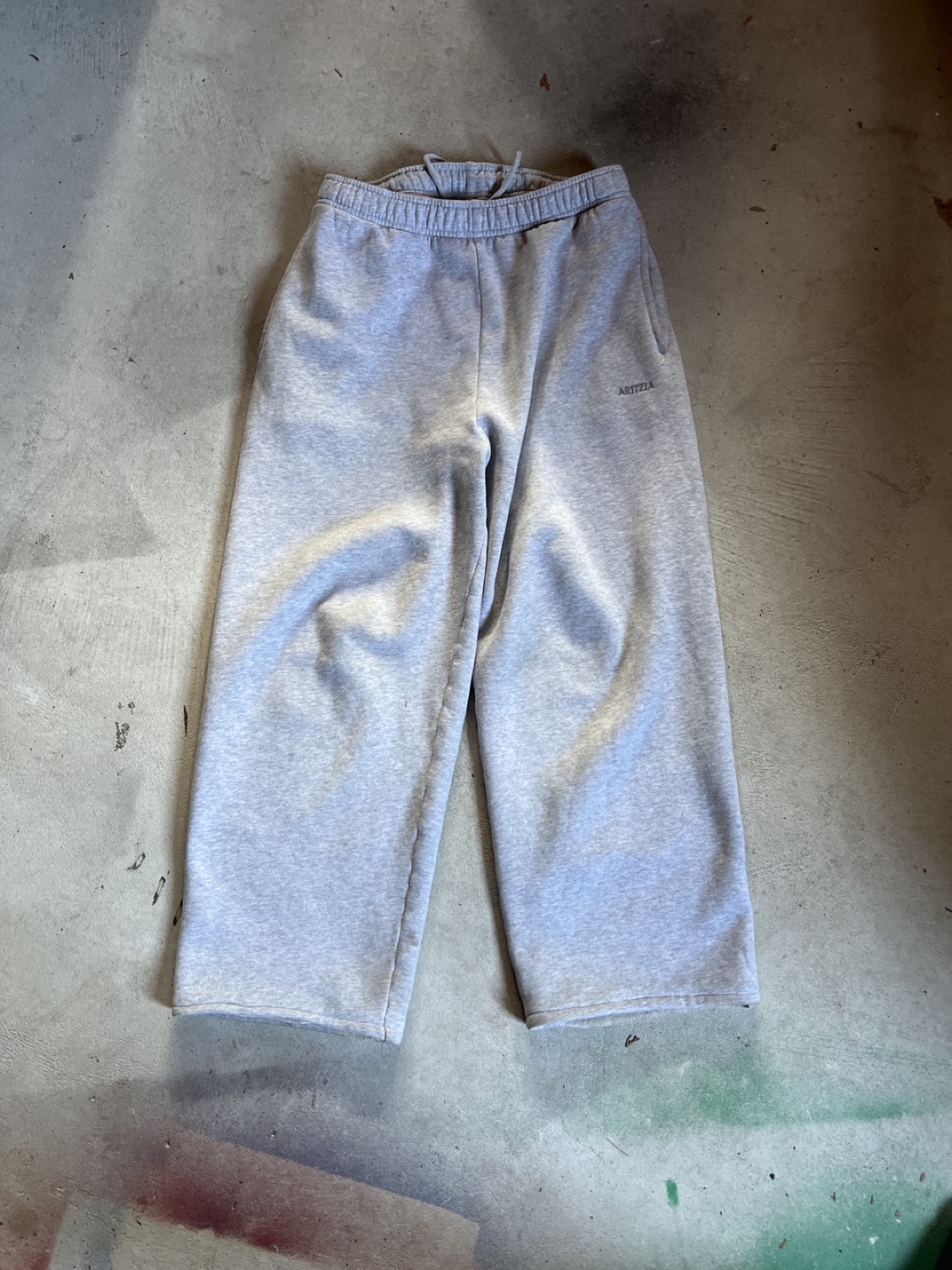 Aritzia Sweats Baggy Grey