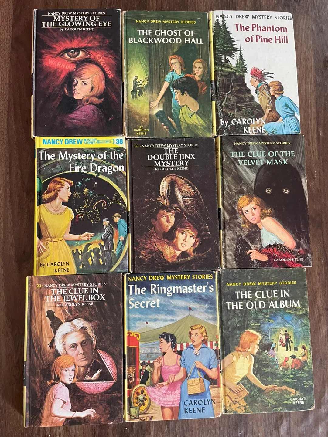 Nancy Drew Mystery Books - Vintage Collection thumbnail
