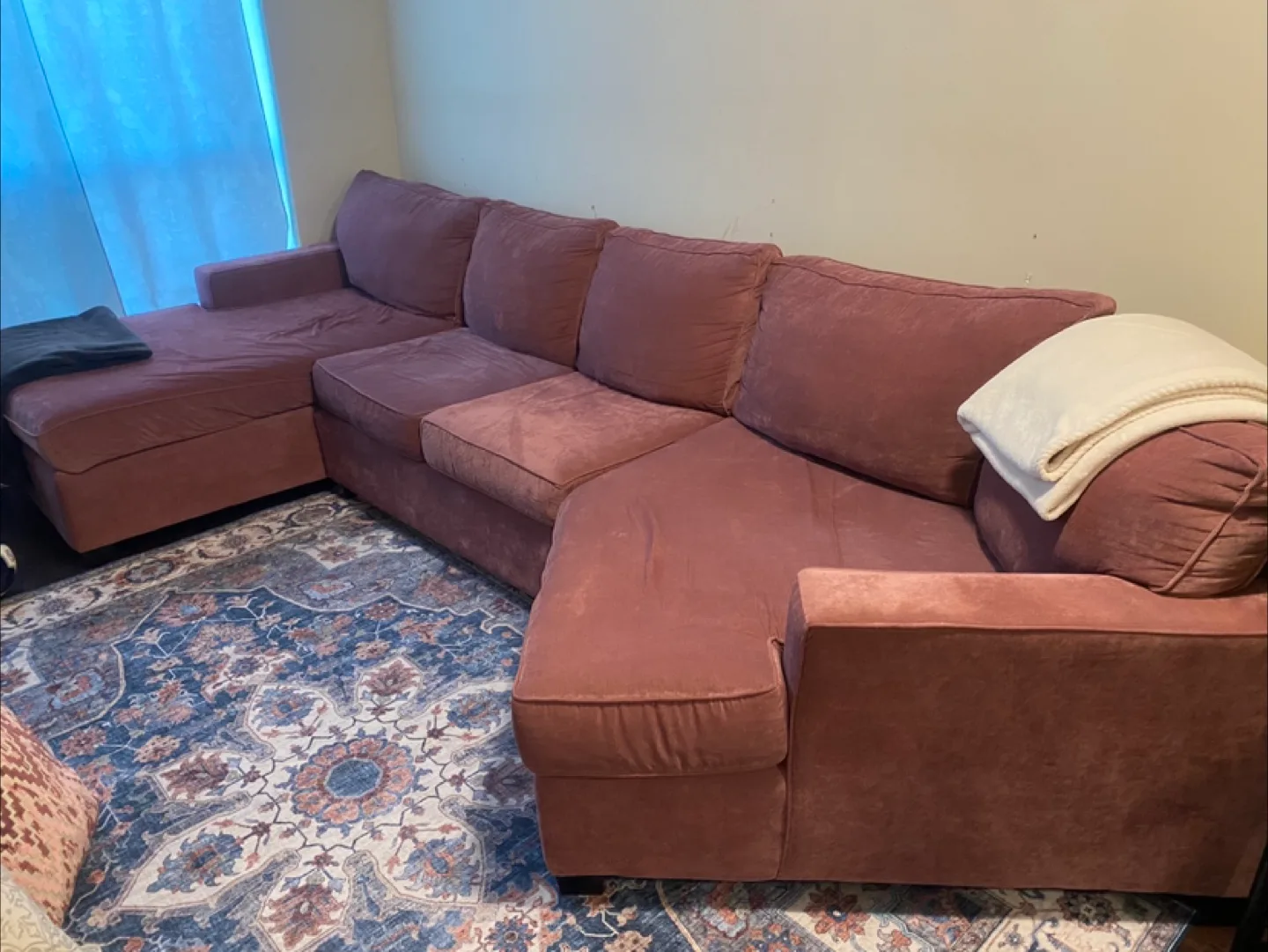 Comfortable Sectional Couch image indicator(3)