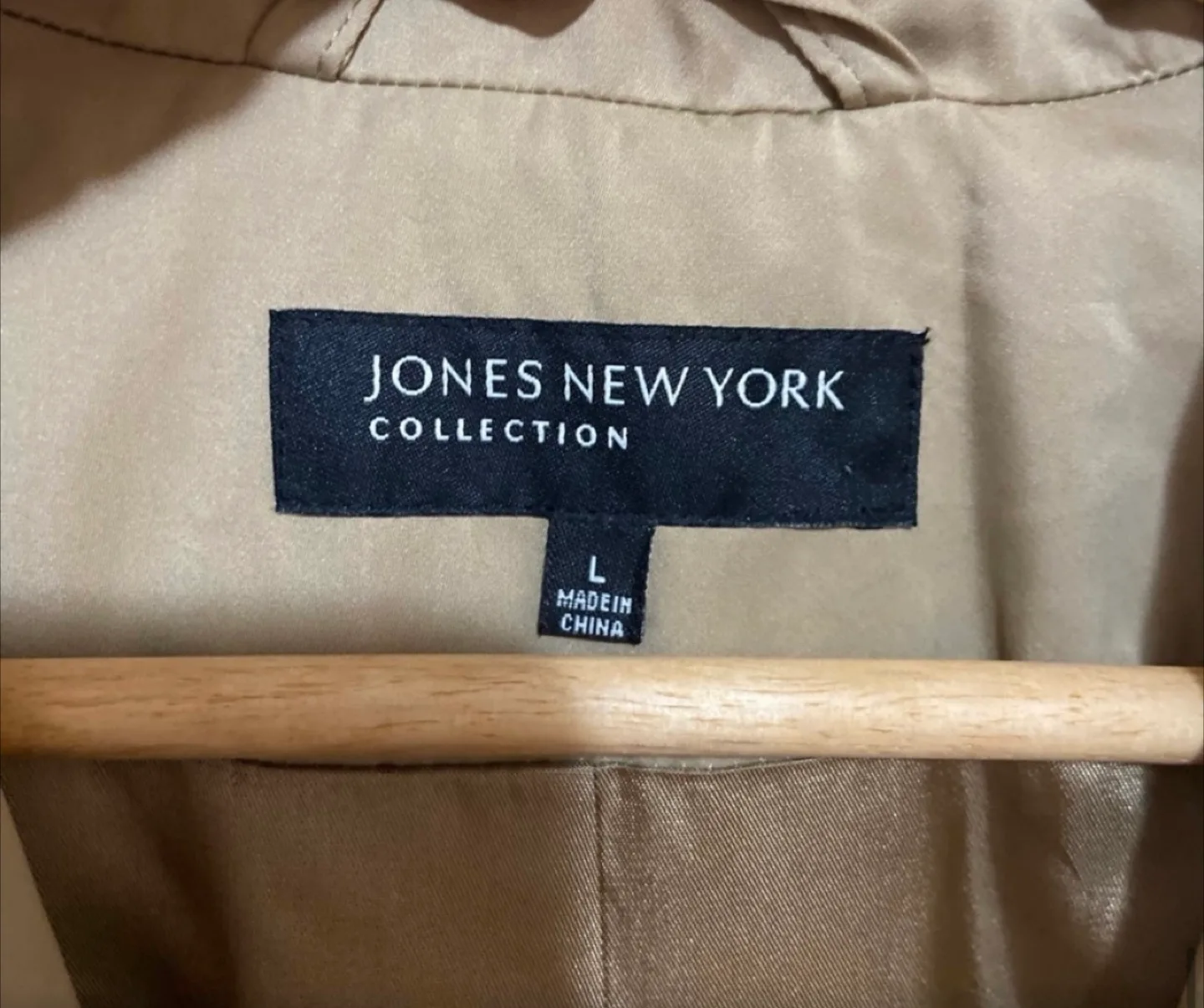 Jones New York Classic Tan Double Breasted Trench Coat Size L image indicator(9)