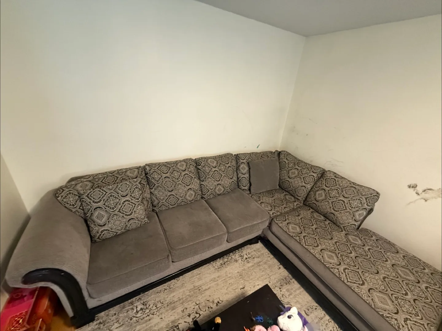 Sectional Sofa - Grey image indicator(4)