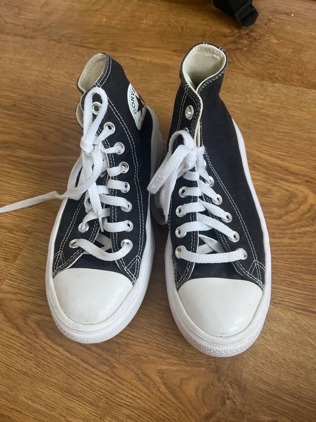 Converse Chuck Taylor All Star Lift High Top - US 7 thumbnail