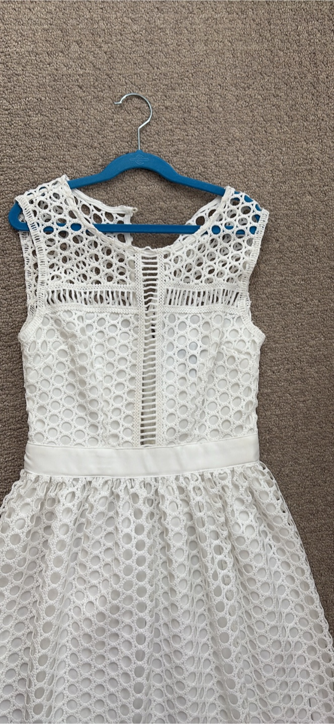 AQUA White Eyelet Dress - Size XS - photo 2