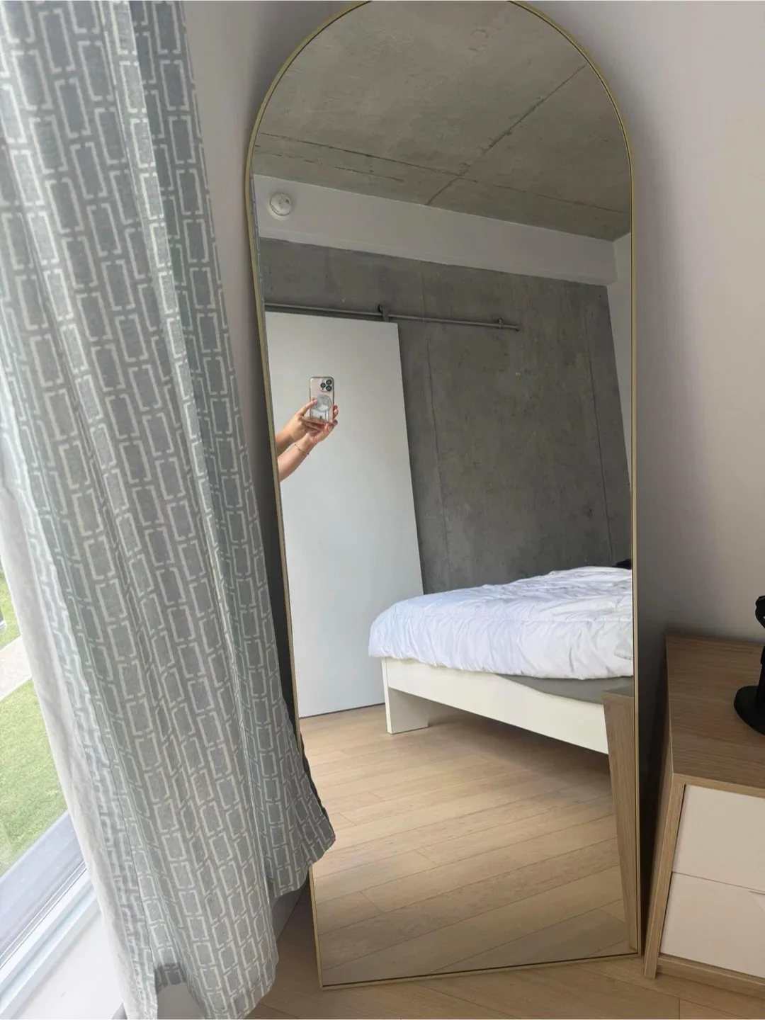 Gold Framed Arched Full Length Mirror image indicator(9)