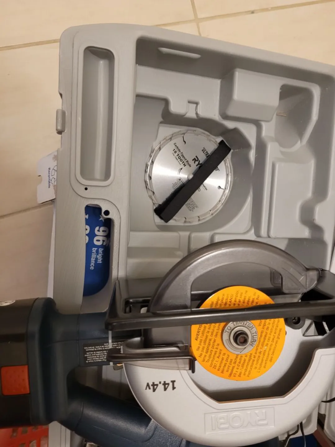 Ryobi 14.4V Cordless Circular Saw image indicator(2)