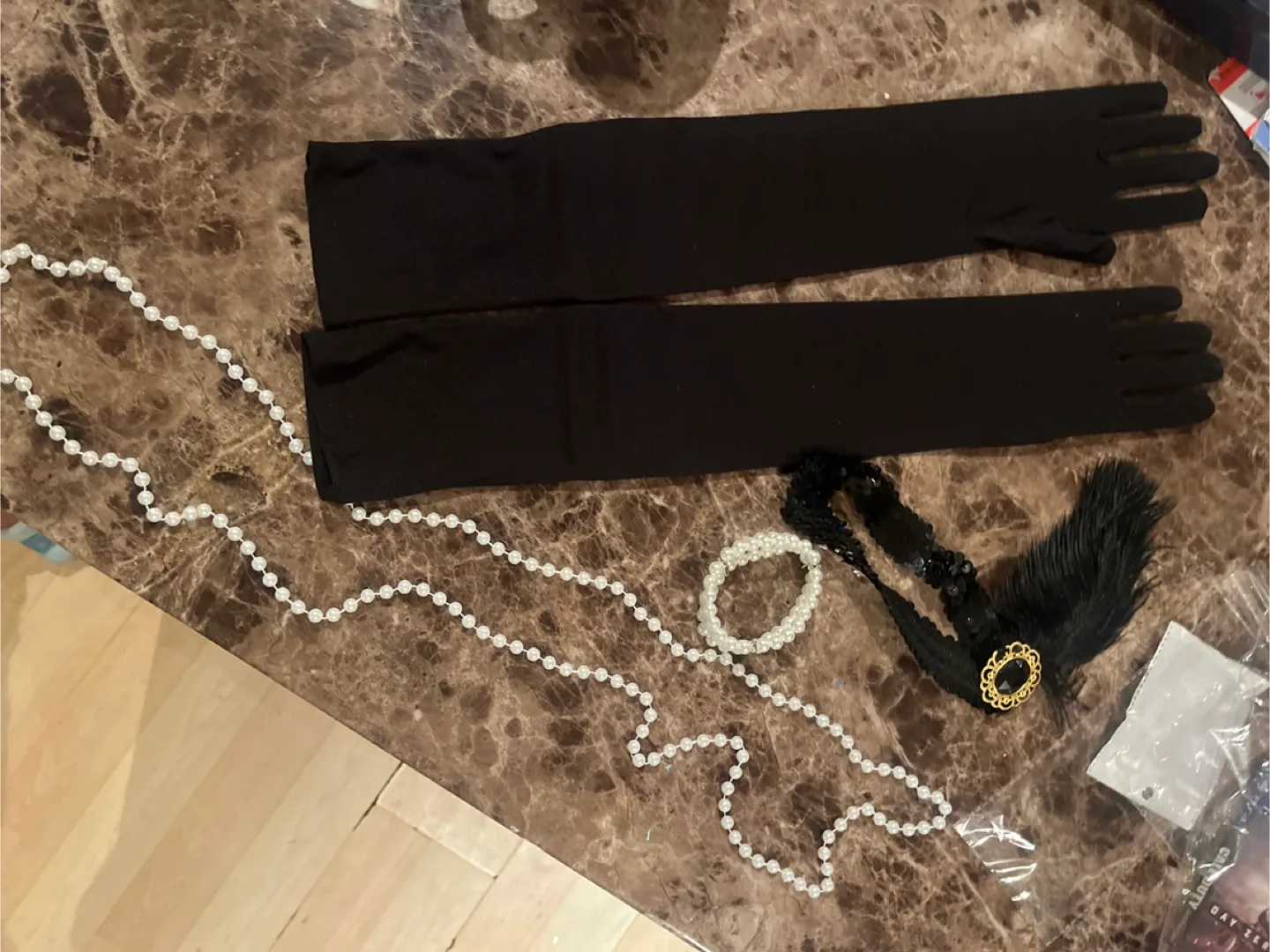 Flapper Costume Accessory Set - New thumbnail