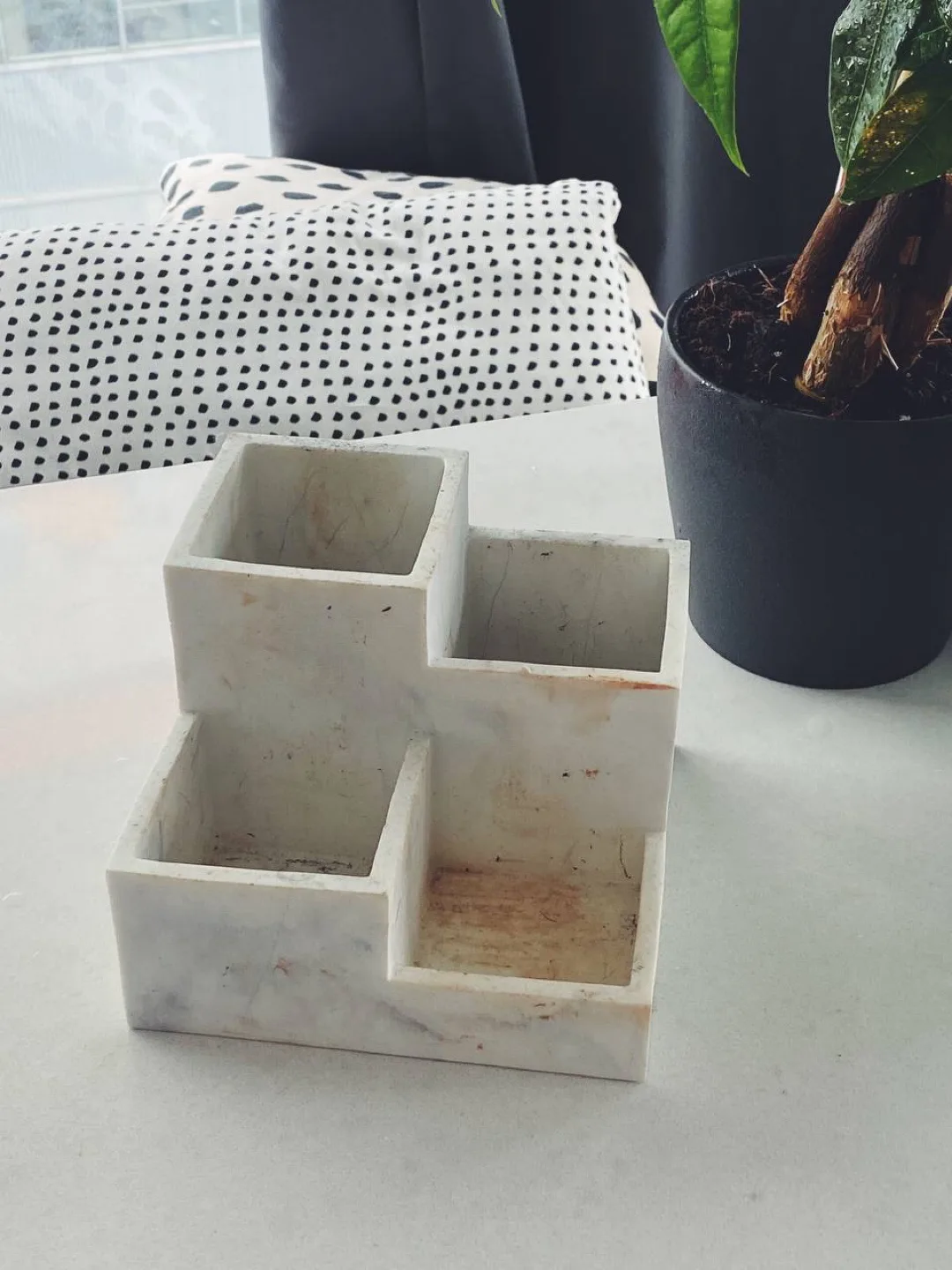 Marble Three-Tiered Organizer - free thumbnail