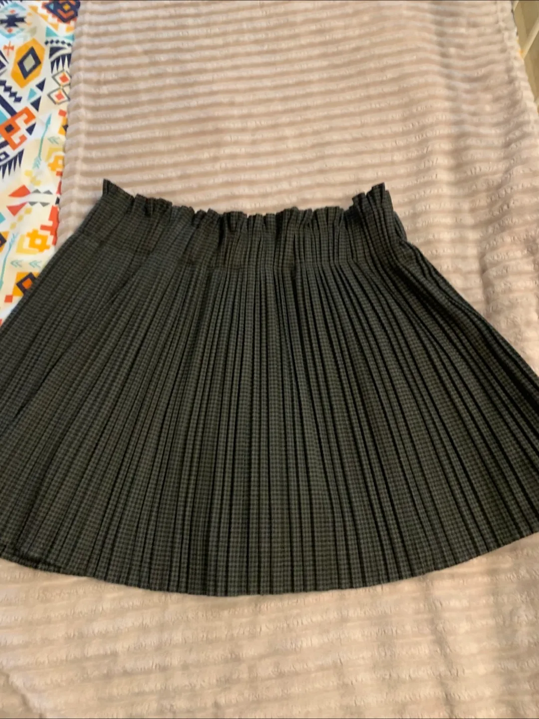 Zara Houndstooth Pleated Mini Skirt thumbnail