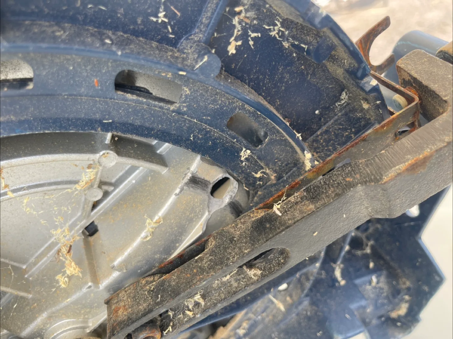 Mastercraft Mitre Saw need to fix the miter adjustment image indicator(3)