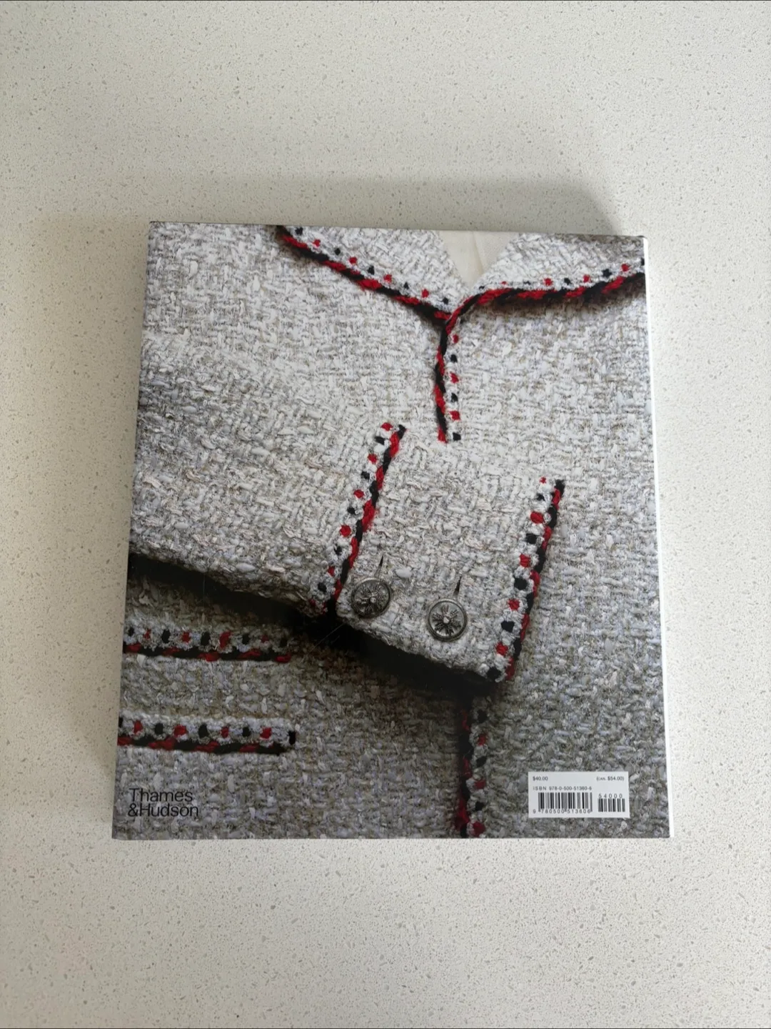 Chanel Collections and Creations Book image indicator(2)