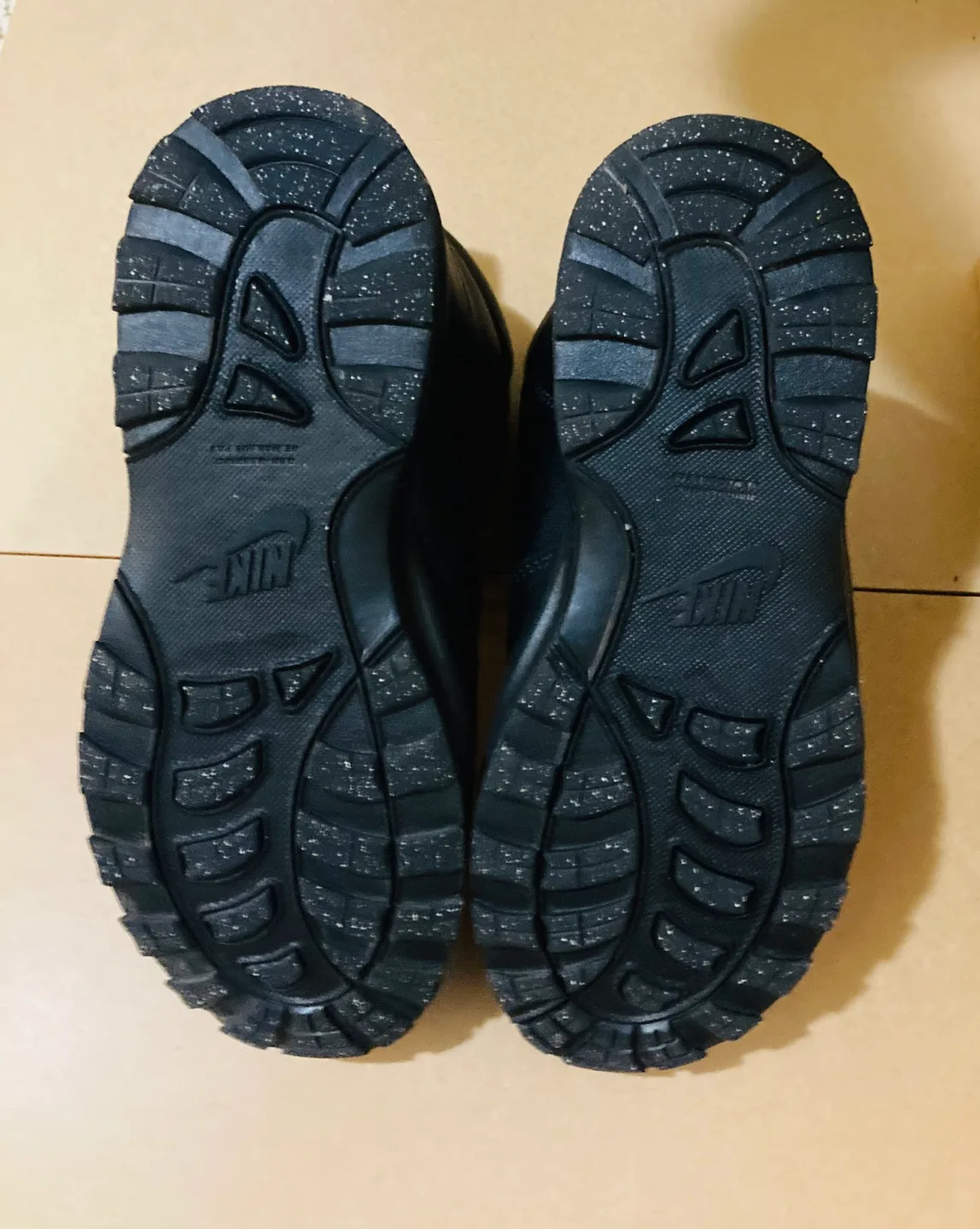 Nike Manoa Leather Boots - Black - Size 6Y - Youth image indicator(6)