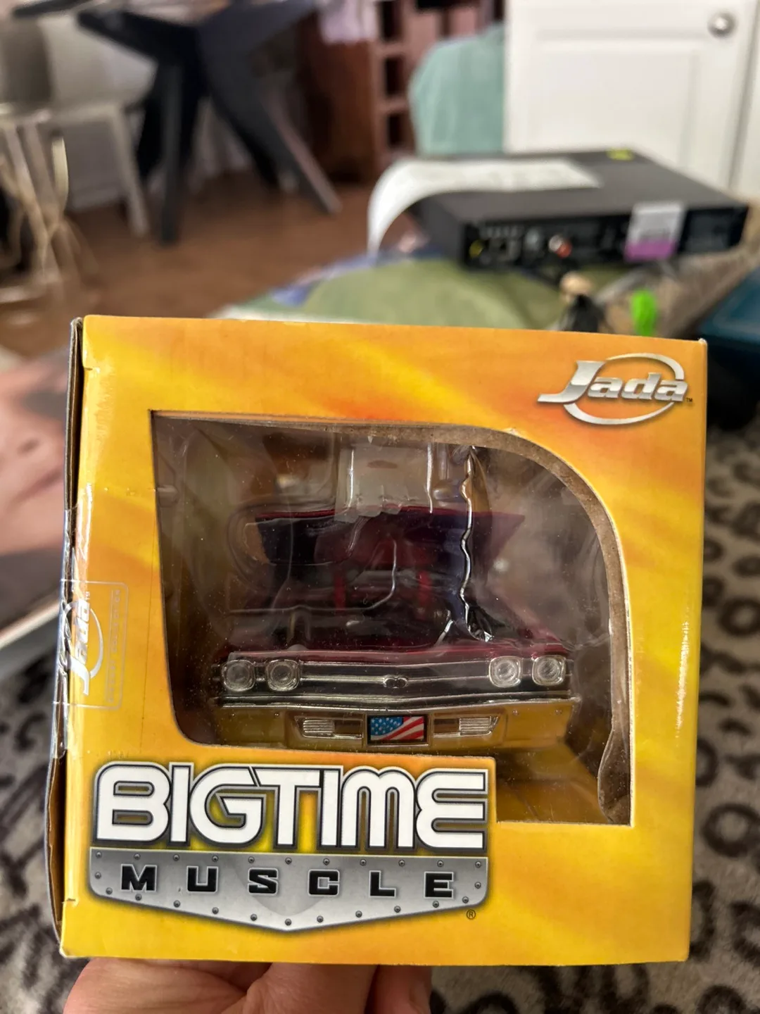 Jada 1969 Chevy Chevelle SS 1/24 Scale Diecast Car image indicator(2)