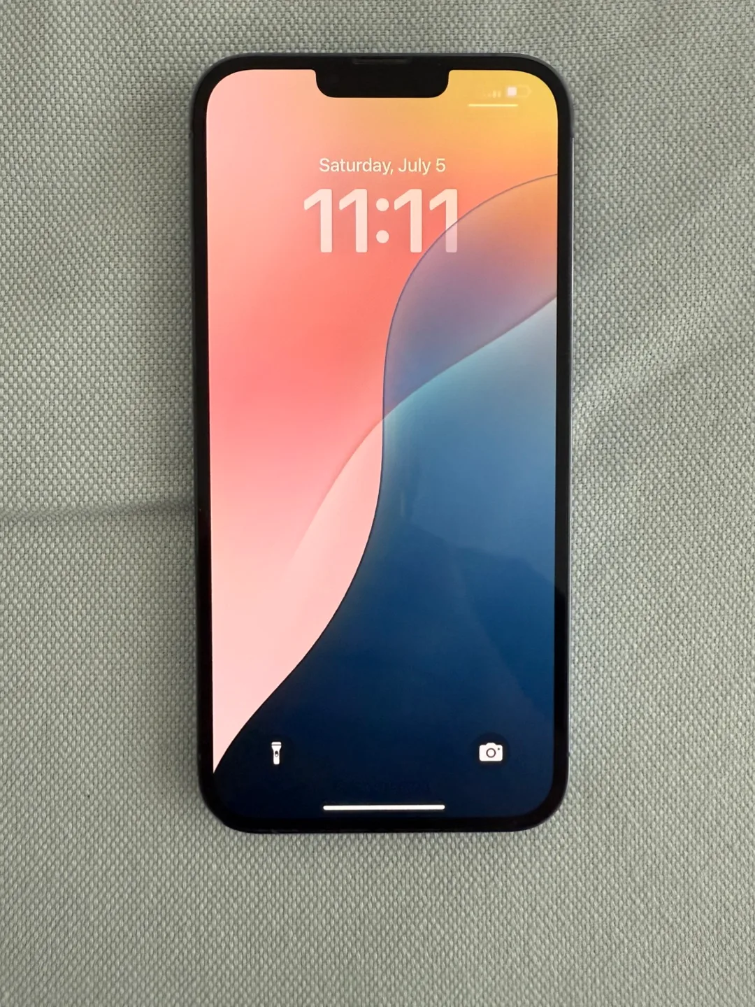 IPHONE 13 PRO MAX 128GB UNLOCKED 9/10 CONDITION $600 FIRM thumbnail