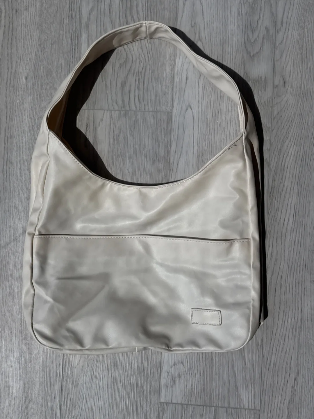 🤍 Cream Shoulder Bag thumbnail