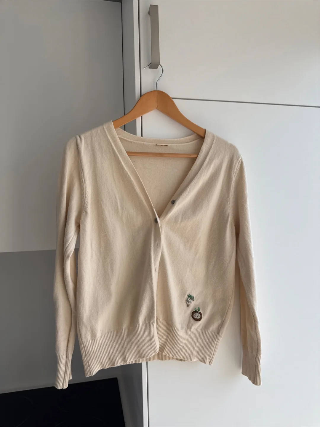 🤍💛 Beige Yellow Cardigan - Size Small thumbnail