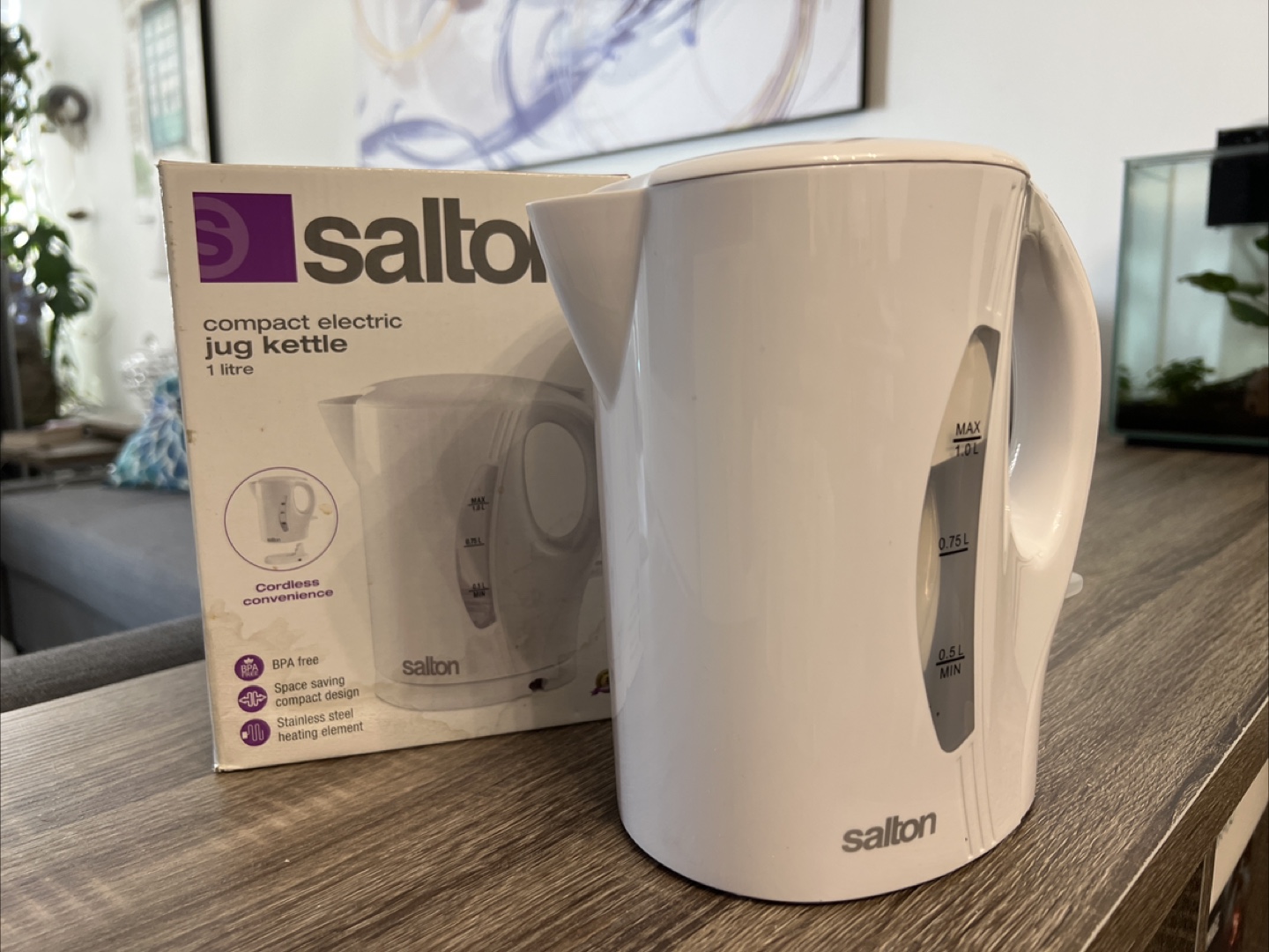 Salton Compact Electric Jug Kettle - 1 Litre