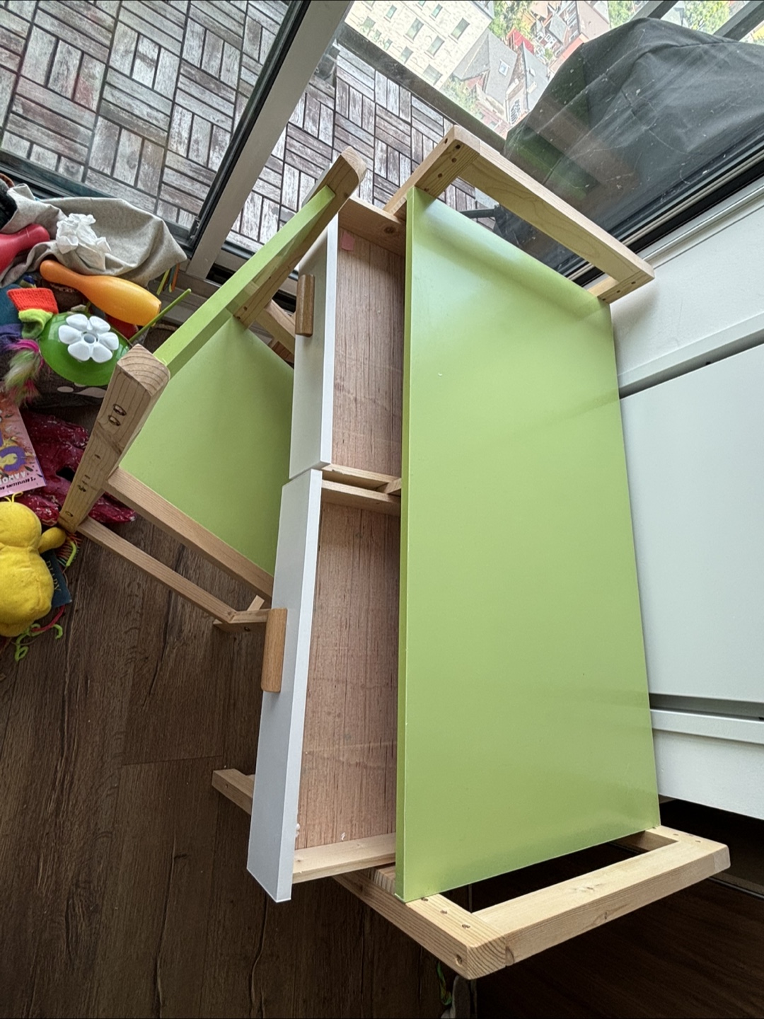 Height adjustable Kids Desk and Chair Set - photo 3