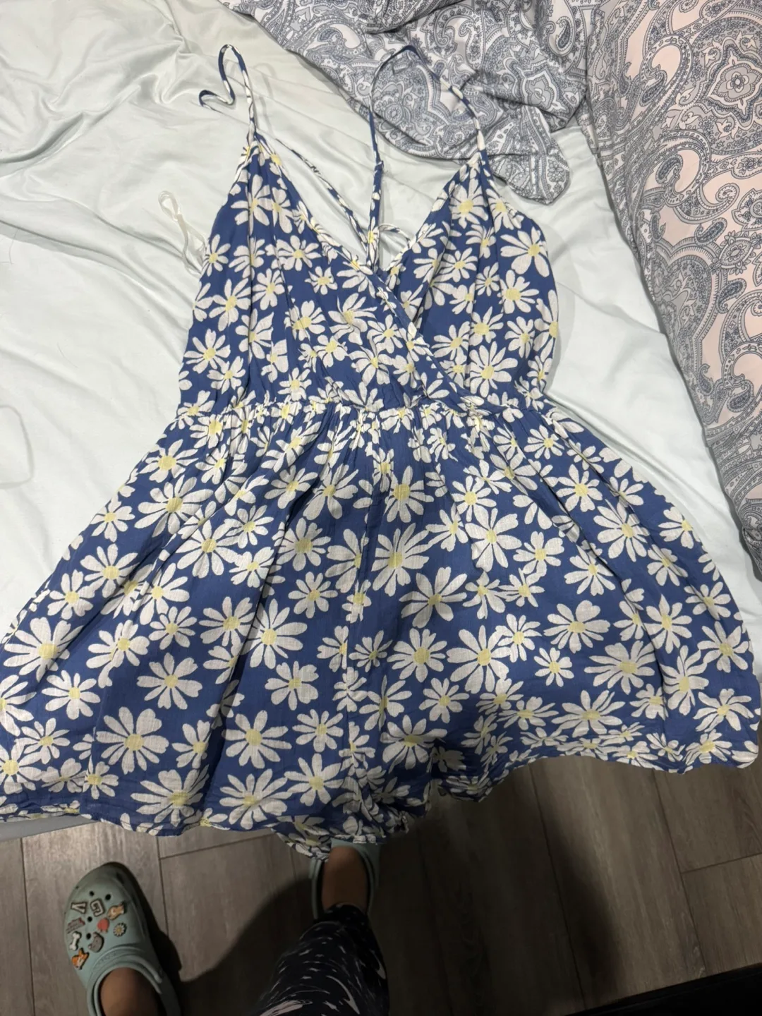 American Eagle Outfitters Romper - Size M thumbnail