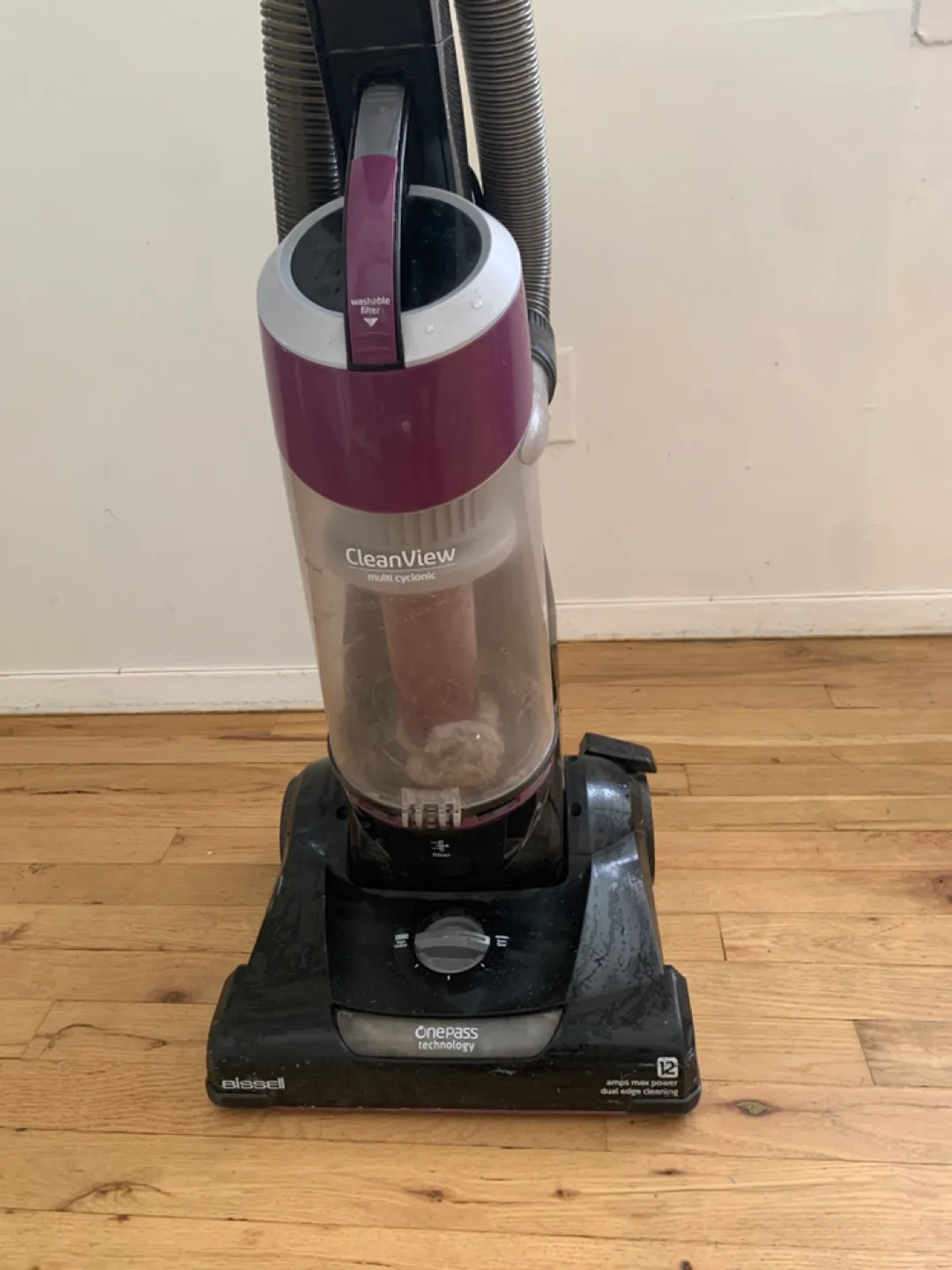 Bissell CleanView Multi Cyclonic Vacuum image indicator(2)