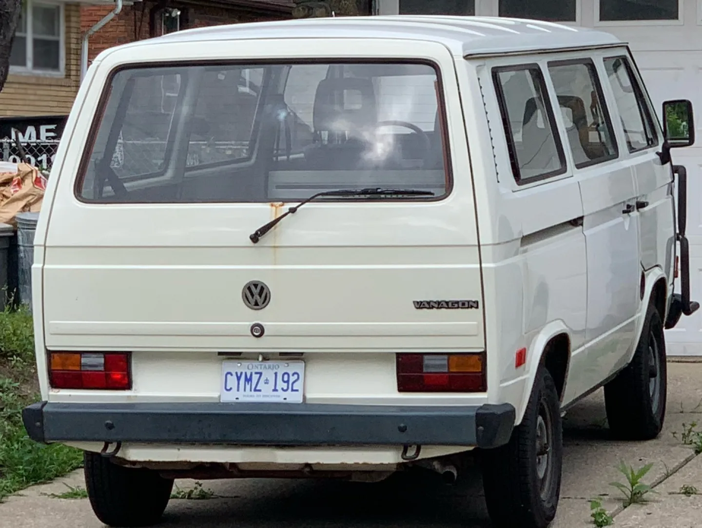 1991 VW Vanagon. thumbnail