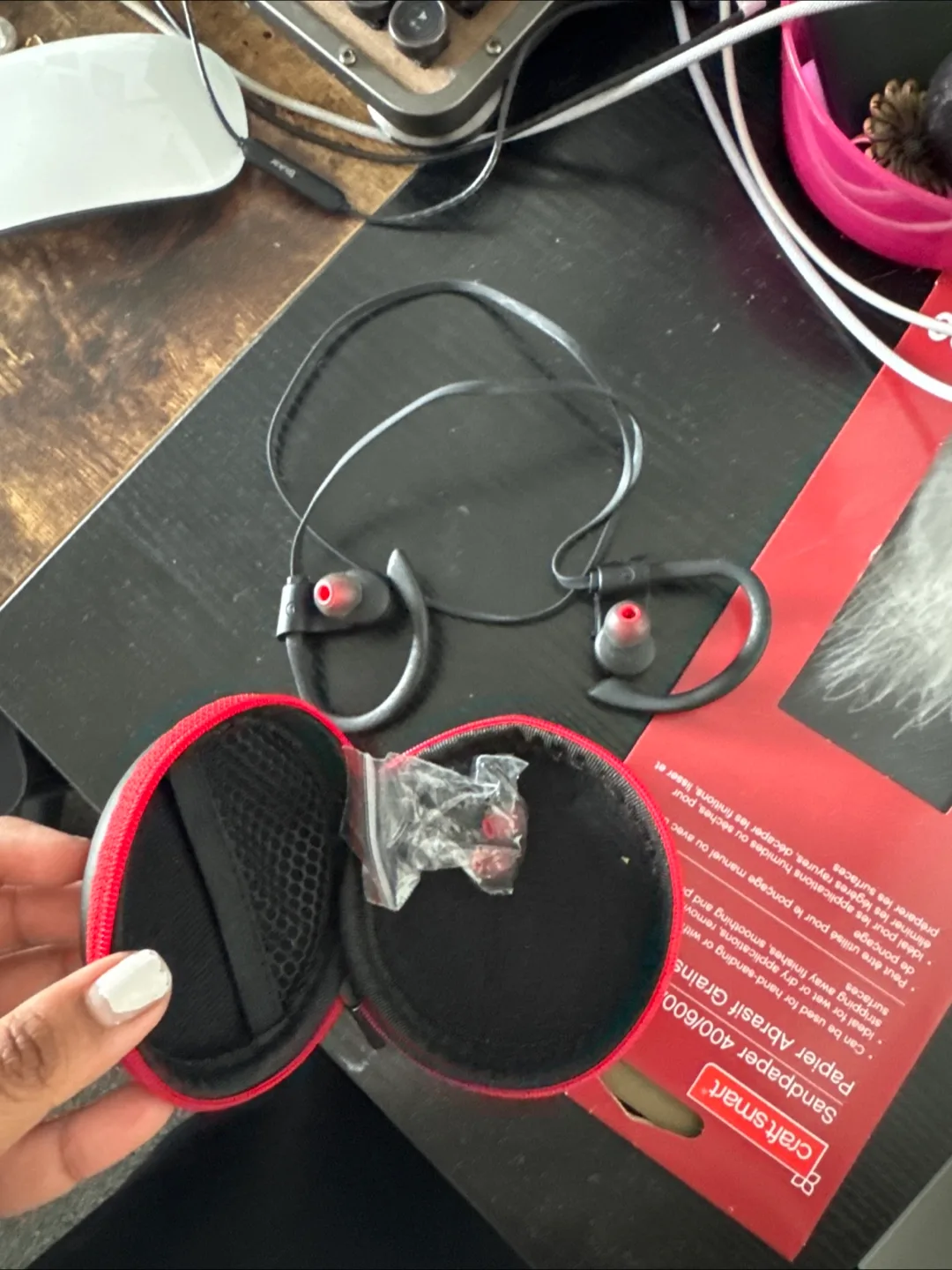 TAGG Sport Wireless Bluetooth Earphones thumbnail
