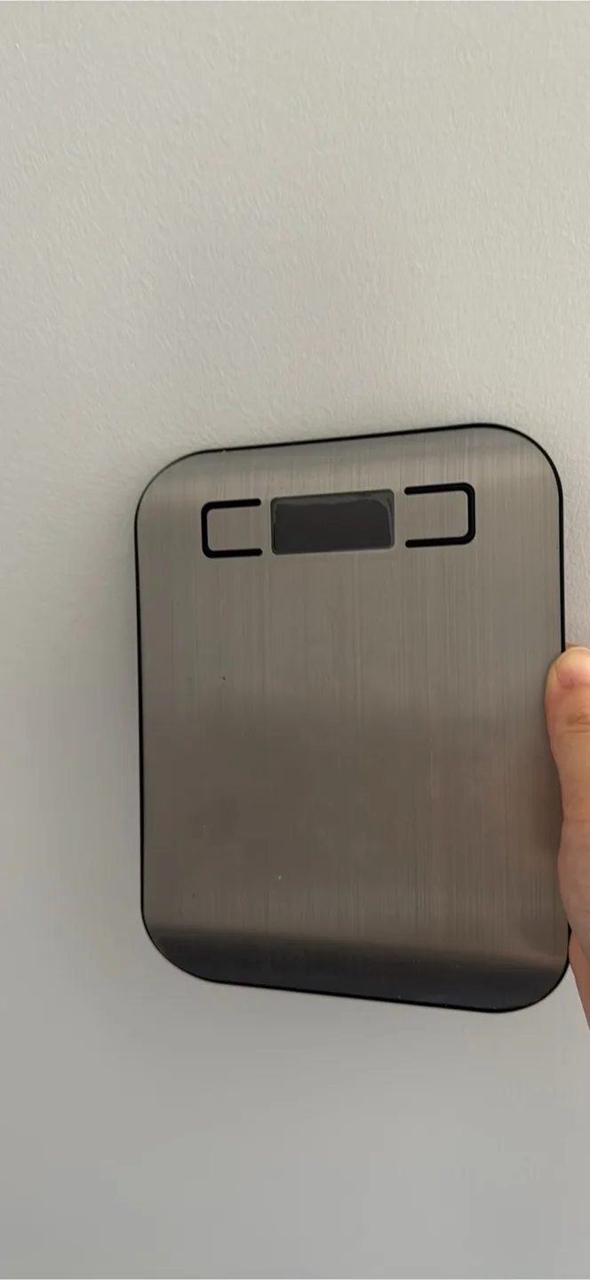 Silver Kitchen Digital Scale thumbnail